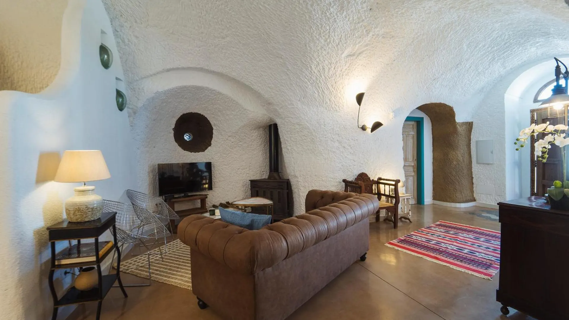 Cuevas De Kabila Villa Benalua de Guadix Spain
