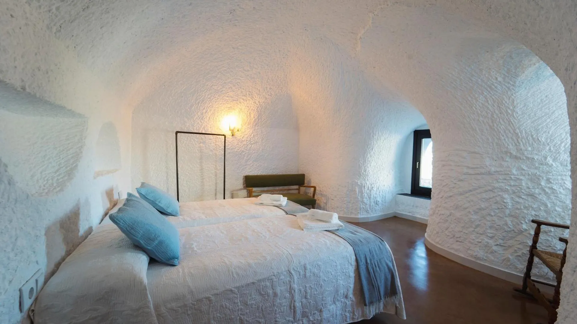 Cuevas De Kabila Villa Benalua de Guadix Holiday home